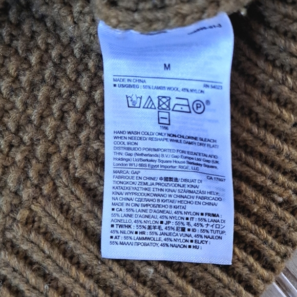 GAP Lampswool Blend Chunky Mustard Oversized Knit Cozy Pullover Sweater - Picture 5 of 7